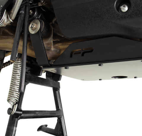 CUBRE CARTER PLASTICO ORIGINAL VSTROM 650 AT - XT - procircuitcl