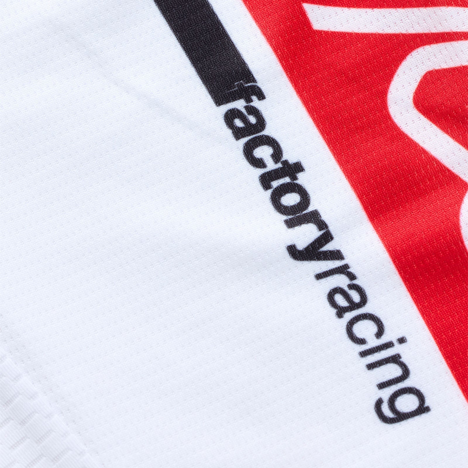 GP PRO POLERA FRAMES BLANCO/ROJO - procircuitcl