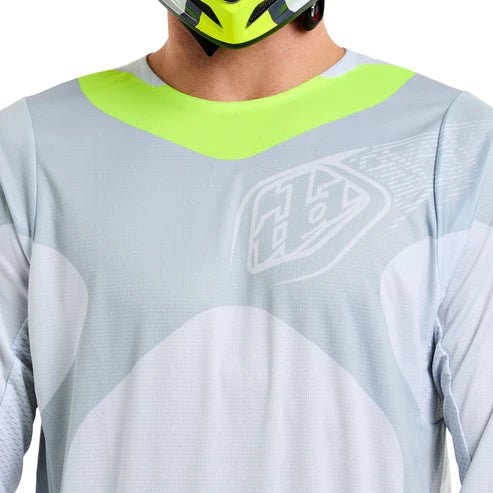 Polera Troy Lee Designs GP pro frames gris