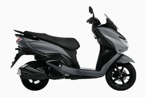Naked Suzuki Burgman Street 125 - procircuit