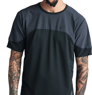 Polera Troy Lee Desing Drift SS Dark Charcoal - procircuit