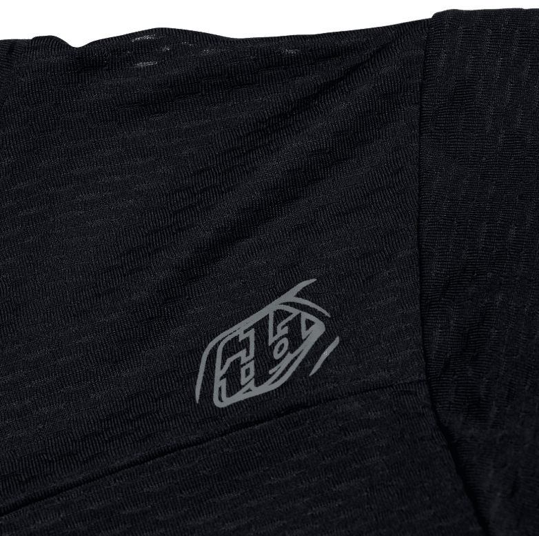 Polera Troy Lee Desing Skyline Air manga larga Mono Black - procircuit
