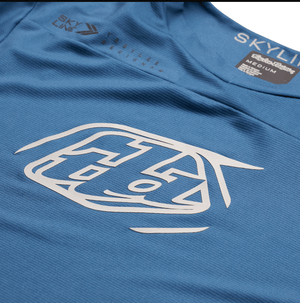 Polera Troy Lee Desing Skyline manga corta Iconic Indigo - procircuit