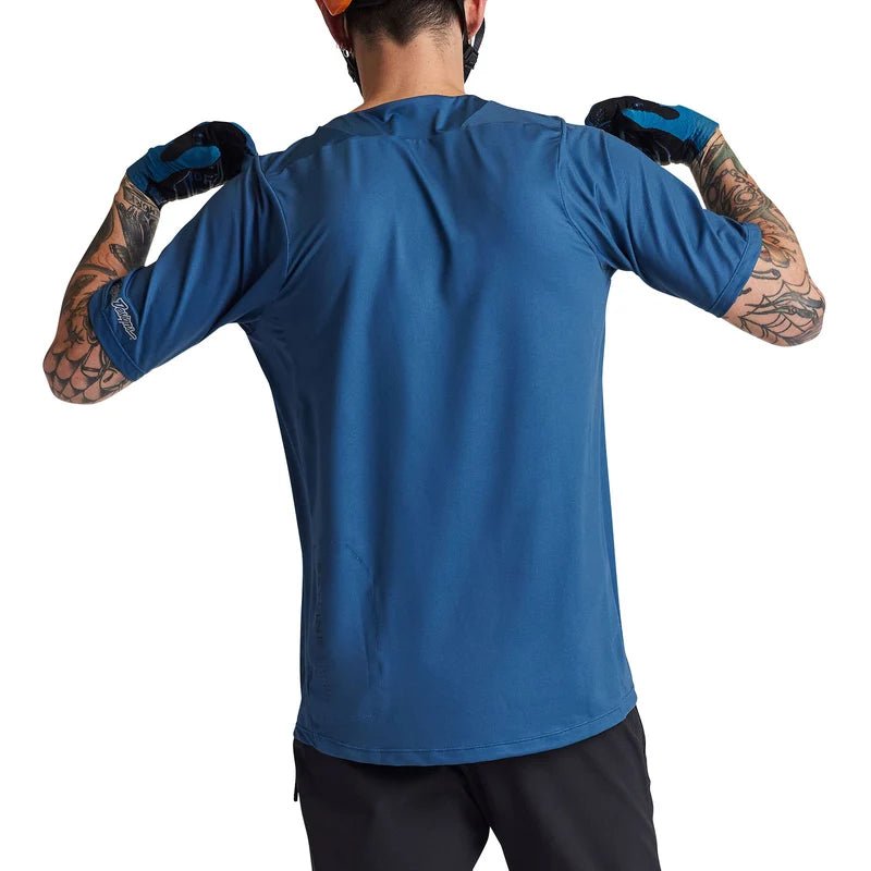 Polera Troy Lee Desing Skyline manga corta Iconic Navy - procircuit